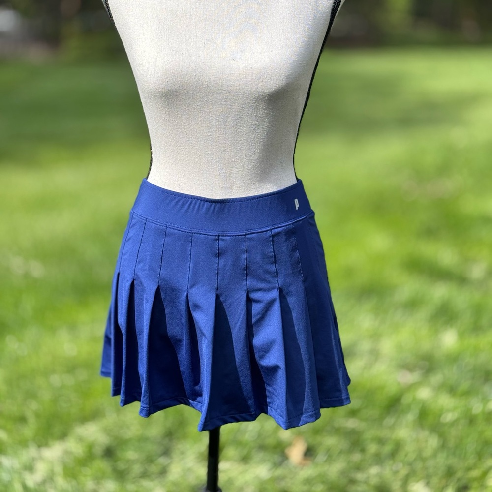 Elegant Blue Pleated Skirt